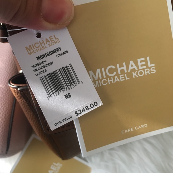 New Michael Kors small Montgomery Crossbody - Picture 8 of 8